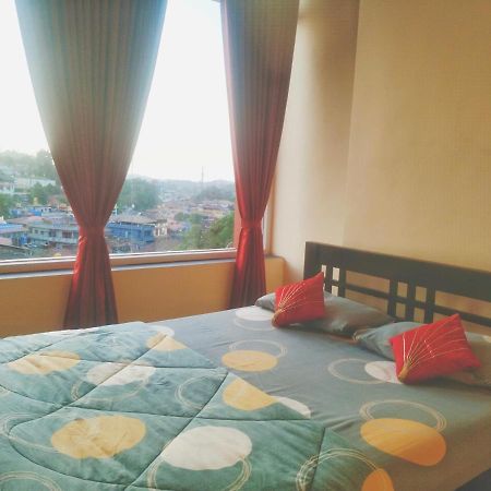 The Two Bedroom House Мадикери Екстериор снимка